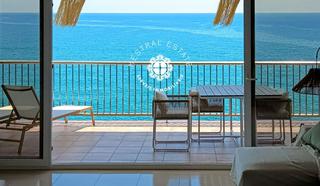 Pis a DE LA FALCONERA