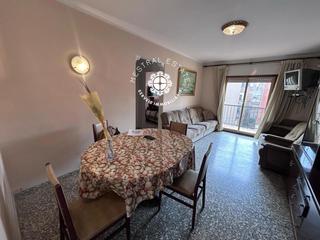 Appartement  San isidre. Se vende acogedor piso de cuatro habitaciones en cambrils.