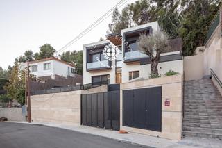 Chalet  N/a. Se vende bonito chalet en zona playa castelldefels