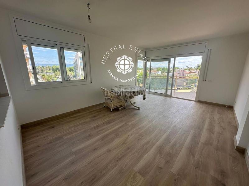 Foto 59832c08-3626-45ee-8d1c-de82dc1c2325. Piso se vende bonito piso muy cerca del puerto en cambrils. en Vinyols i els Arcs