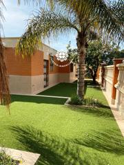 Chalet  Venerable casimir barelo. Se vende precioso chalet individual esquinero en urbanizacion ba