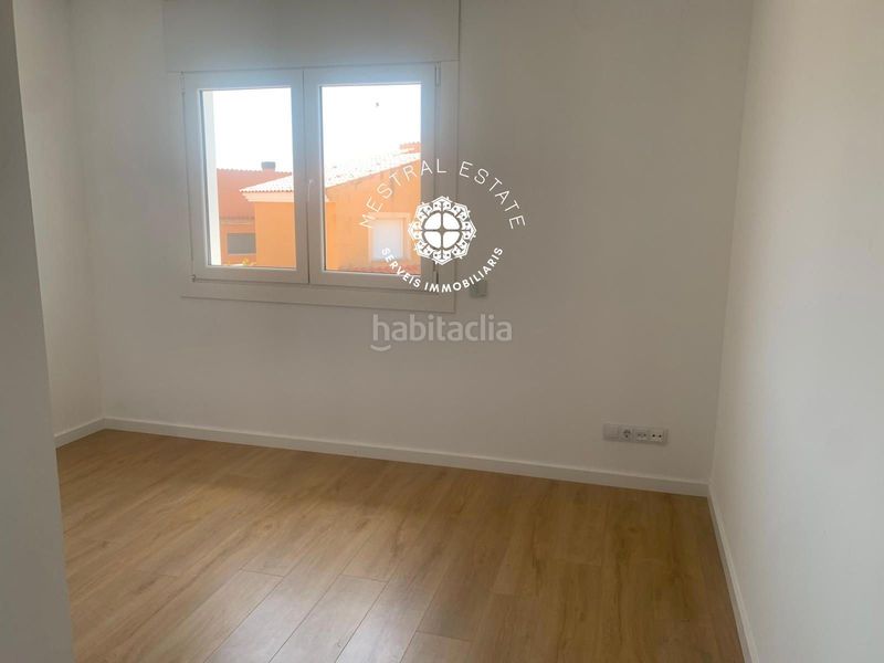 Foto 13239f58-8027-4bd0-a2ee-efd58bc17a2e. Xalet amb calefacció aparcament piscina a Bonmont Terres Noves Mont-roig del Camp