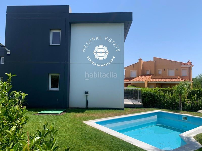 Foto a5aeec31-5f6f-4ce4-9a9a-4aa05113f05a. Xalet amb calefacció aparcament piscina a Bonmont Terres Noves Mont-roig del Camp