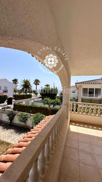 Foto d05a02e4-241f-4d47-940c-d3f36cc071fa. Casa adossada amb calefacció aparcament a mar Cambrils Cambrils