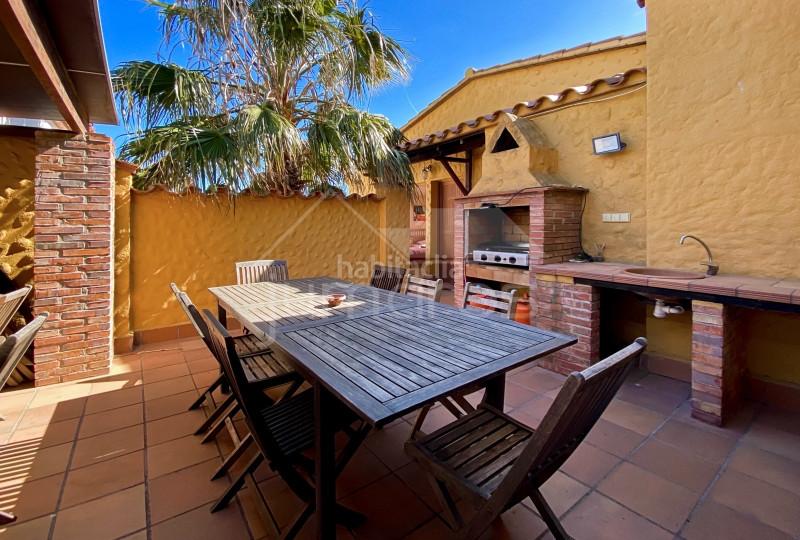 Foto 6b103d64-8fa2-4daf-b378-ce53f105a489. Casa con riscaldamento parcheggio piscina in Port Grec - Port Moxó Empuriabrava