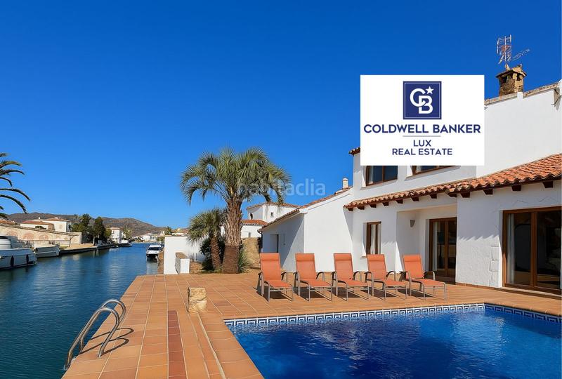 Foto d152c9bb-a966-43df-a1f7-d3c27439b6e2. Casa con riscaldamento parcheggio piscina in Port Grec - Port Moxó Empuriabrava