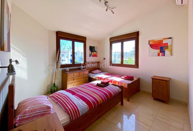 Foto 0e740cf0-f559-4f93-9325-dd1b722e300a. Casa amb calefacció aparcament piscina a Port Grec - Port Moxó Empuriabrava