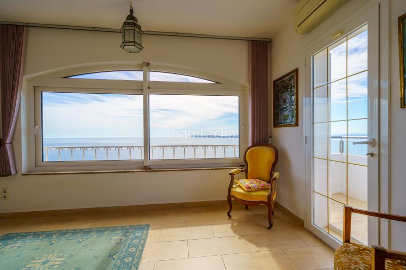 Foto 25999b2c-f95f-4c7c-a8dd-e6ef07416570. Casa villa con una vista única y excepcional sobre la bahía con máxima insolación de la mañana a la tarde, tanto en invierno c en Roses