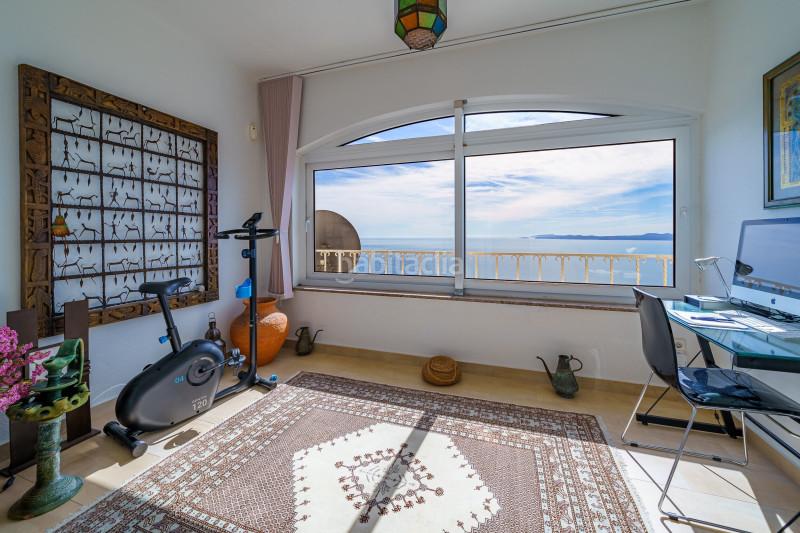Foto e5677e0f-aa9d-4853-8652-fc5331b7a86f. Casa villa con una vista única y excepcional sobre la bahía con máxima insolación de la mañana a la tarde, tanto en invierno c en Roses