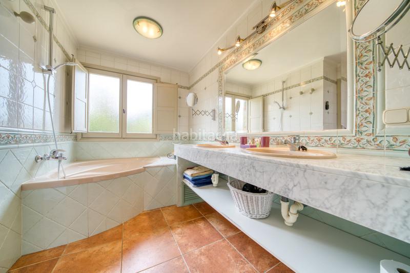 Foto 554dc18e-cbe9-4dc7-a8c9-32be2aa33ea5. Casa excepcional villa de lujo enclavada en el golf , rodeada de exuberante naturaleza y una serena tranquilidad, al tiempo en Peralada