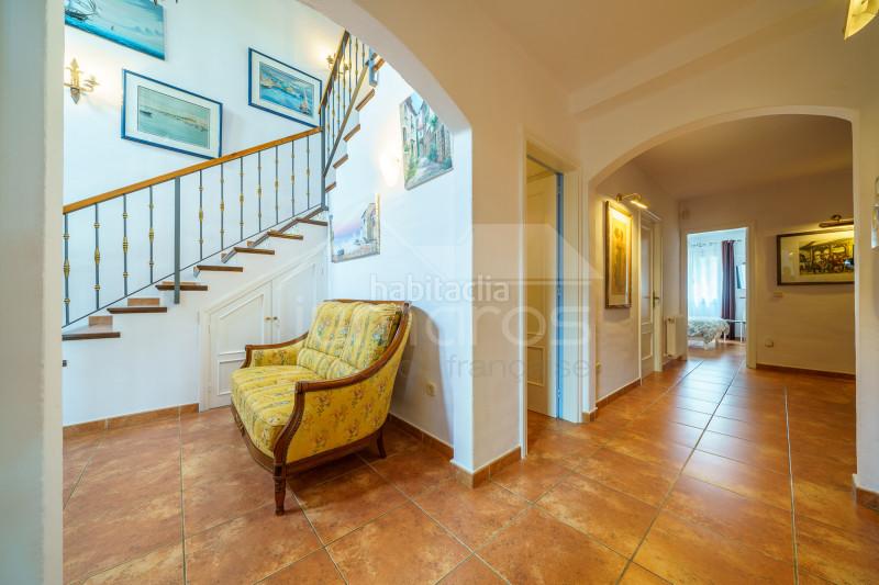 Foto a94e3144-6377-4c0d-8e48-d55e3ae51652. Casa excepcional villa de lujo enclavada en el golf , rodeada de exuberante naturaleza y una serena tranquilidad, al tiempo en Peralada