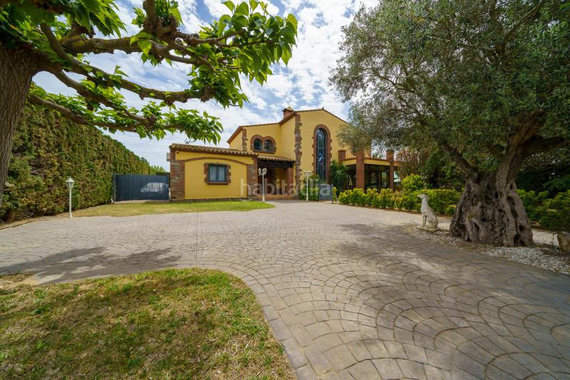 Foto c97e80e9-f6a8-47ce-9163-f7d605209d74. Casa excepcional villa de lujo enclavada en el golf , rodeada de exuberante naturaleza y una serena tranquilidad, al tiempo en Peralada