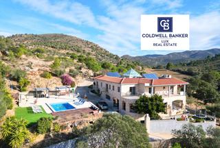 Casa  N/a. Esta casa de 500m en vilajuiga, costa brava, con licencia turíst