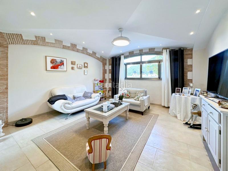 Foto 41206ce2-5811-408b-9898-f5d338f98fba. Casa esta casa de 500m en vilajuiga, costa brava, con licencia turística es una oportunidad única para comprar una propiedad de ensueño en Vilajuïga
