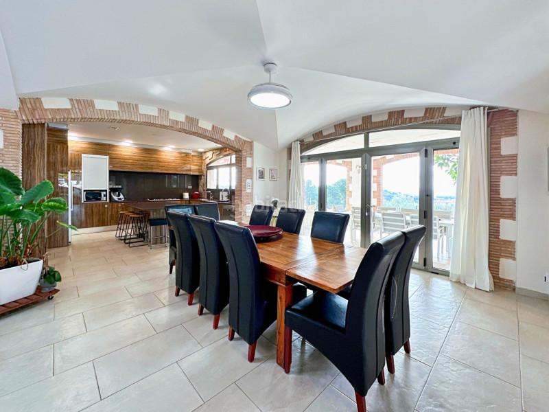 Foto e4350765-952a-4e9e-b03f-6f18ca535473. Casa esta casa de 500m en vilajuiga, costa brava, con licencia turística es una oportunidad única para comprar una propiedad de ensueño en Vilajuïga