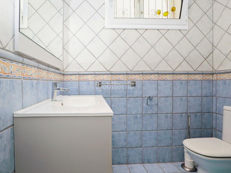 Foto cd2fc19f-2de5-477a-a225-e0c2d1bb1e9b. Casa exclusivo casa de una sola planta situada en el codiciado barrio del Peni , a pocos pasos de las playas y cerca de en Empuriabrava