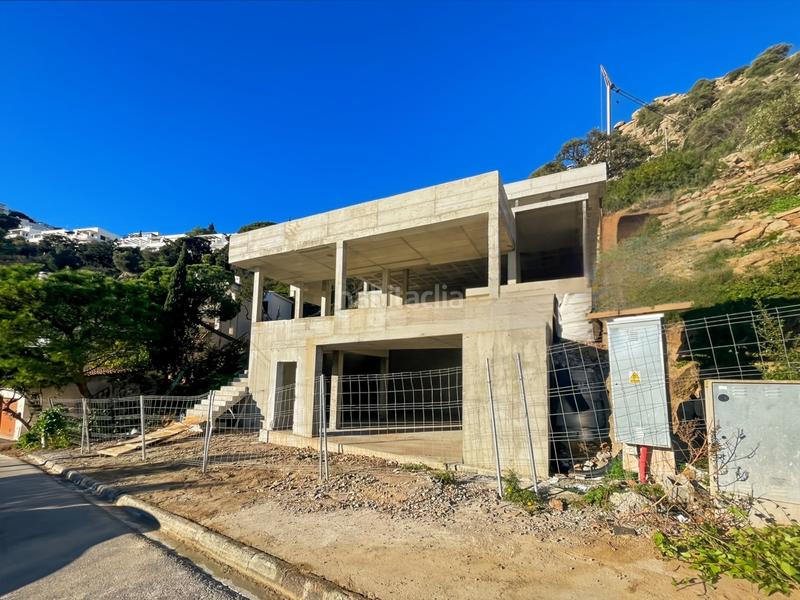 Foto 9344a272-bd93-4613-b114-0eca0c09b624. Casa amb aparcament piscina a Puig Rom-Canyelles-Almadrava Roses