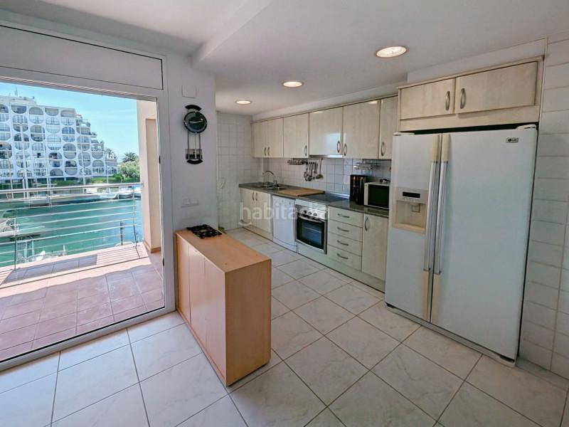 Foto b011a2ea-0d0e-422c-8a36-082049c99886. Gebäude in Salins - Cavall de Mar Empuriabrava