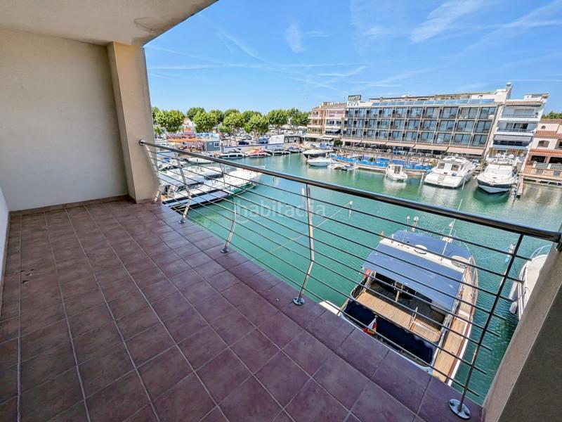 Foto fc06b05e-8d54-400a-b0e7-0de0ff845974. Gebäude in Salins - Cavall de Mar Empuriabrava