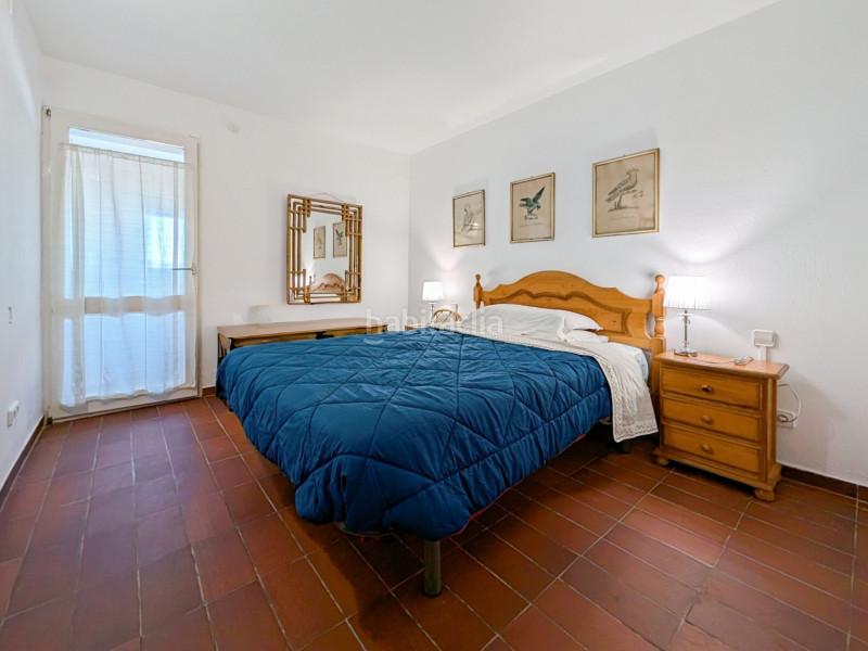 Foto 70cf9539-5c24-41be-a7ff-32eb224a405a. Casa encantadora casa de dos pisos con una vista preciosa al mar y al pueblo , una terraza soleada y una segunda terraza con en Cadaqués
