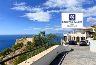 Casa  N/a. Exclusiva villa de lujo con impresionantes vistas panorámicas al