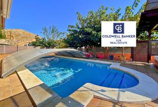 Casa  N/a. Casa en venta con 518 m2 construidos en parcela de 681 m2. la pr