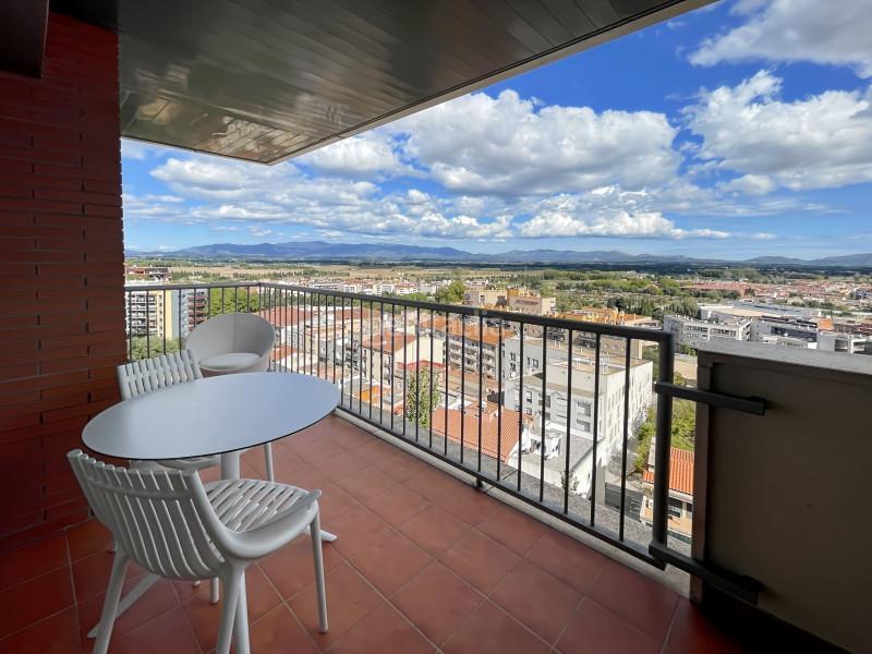 Foto 14d8c196-5682-42f8-ac76-e1040cca6b66. Appartement avec chauffage parking dans Eixample-Horta Capallera Figueres
