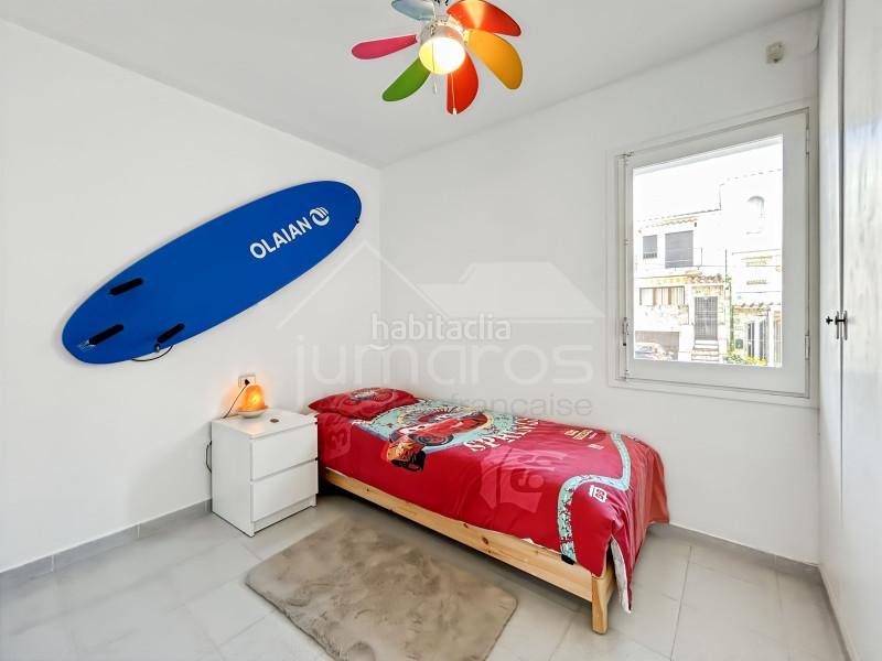 Foto 801592e8-52db-41dd-94c1-c95de2ec976b. Erdgeschoss mit parking in Port Grec - Port Moxó Empuriabrava