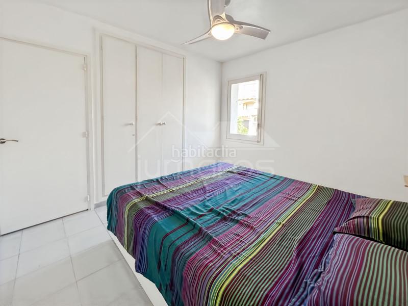 Foto a08d4eb1-8dea-44e5-88a8-5604699b7ad8. Erdgeschoss mit parking in Port Grec - Port Moxó Empuriabrava