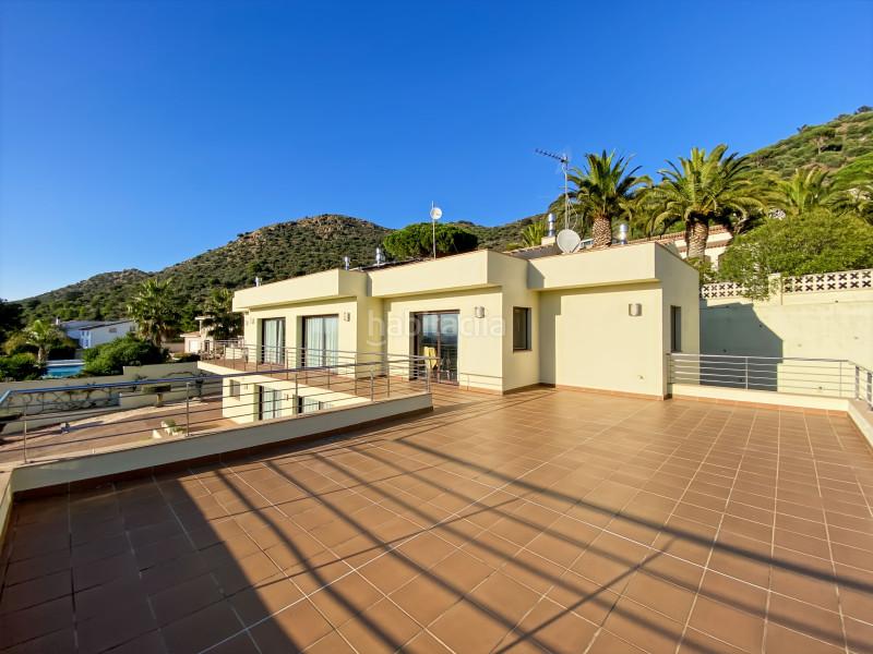 Foto 19f7a99a-2fee-4d6c-8a09-6f6f1ba109b5. Casa le presentamos esta villa ubicada en la exclusiva residencia de els olivars, . esta elegante propiedad combina lujo y confor en Pau