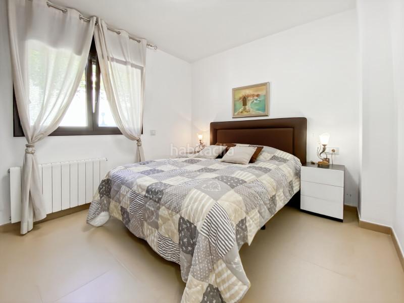 Foto 8cdff175-b513-42b2-8eb0-d401ea36048f. Casa le presentamos esta villa ubicada en la exclusiva residencia de els olivars, . esta elegante propiedad combina lujo y confor en Pau