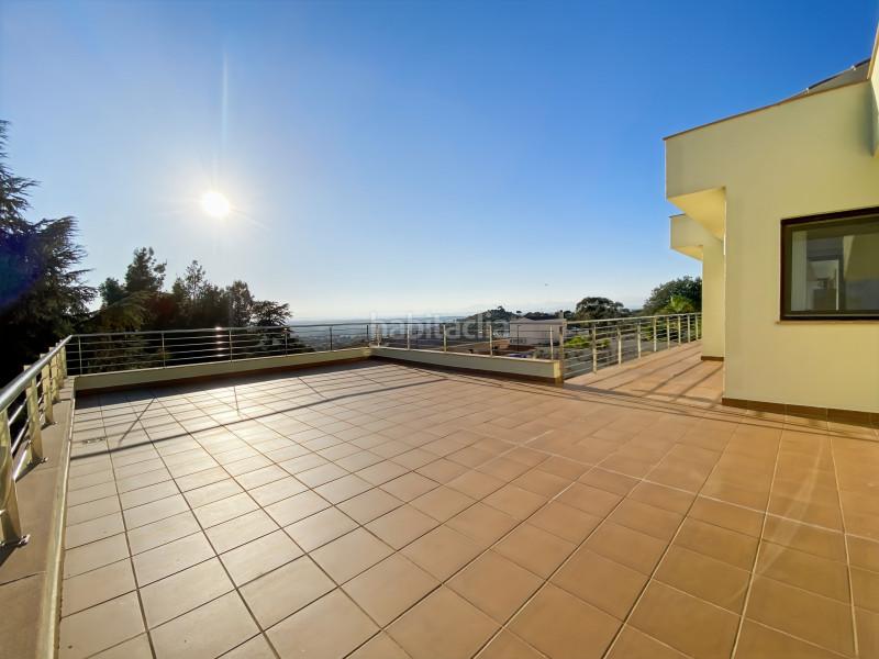 Foto 8ea884bc-1a92-416a-8f1b-c5068c83f572. Casa le presentamos esta villa ubicada en la exclusiva residencia de els olivars, . esta elegante propiedad combina lujo y confor en Pau