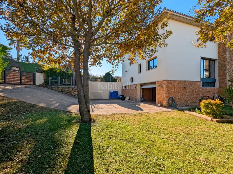 Foto 4c2da1bc-ffd9-4183-a13e-c4db486adcc5. Casa amb calefacció aparcament piscina a Eixample Residencial Escala (L´)