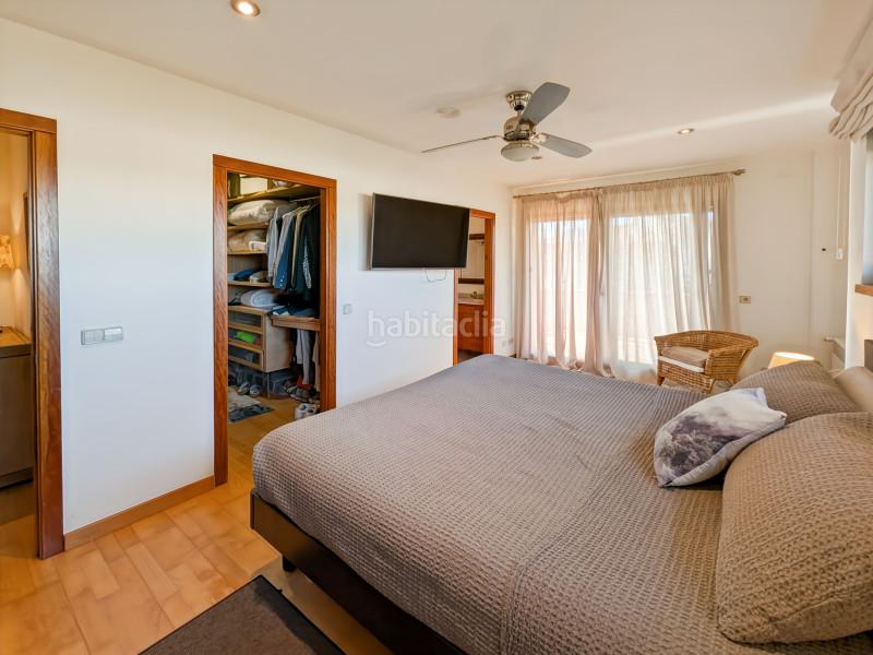 Foto ed96455c-0339-4a01-aaea-b02531aae005. Casa amb calefacció aparcament piscina a Eixample Residencial Escala (L´)