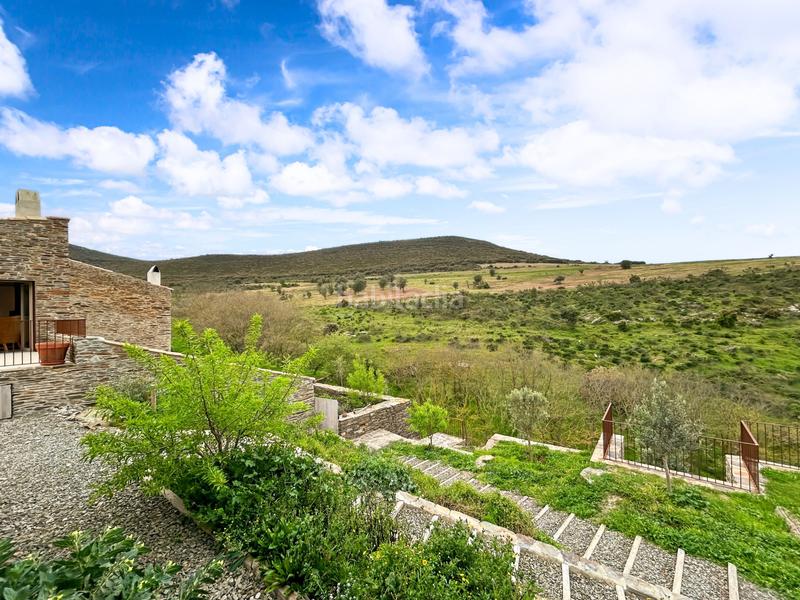 Foto bf288b8c-45e0-482c-a45e-f4d11fe2c820. Casa masía reformada con 100 hectáreas de terreno situada en el corazón del parque natural del cap de creus, alt empordà. con vistas pr en Roses