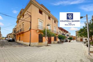 Casa adossada  N/a. Casa en venta en garriguella. con sus tres plantas puede convert
