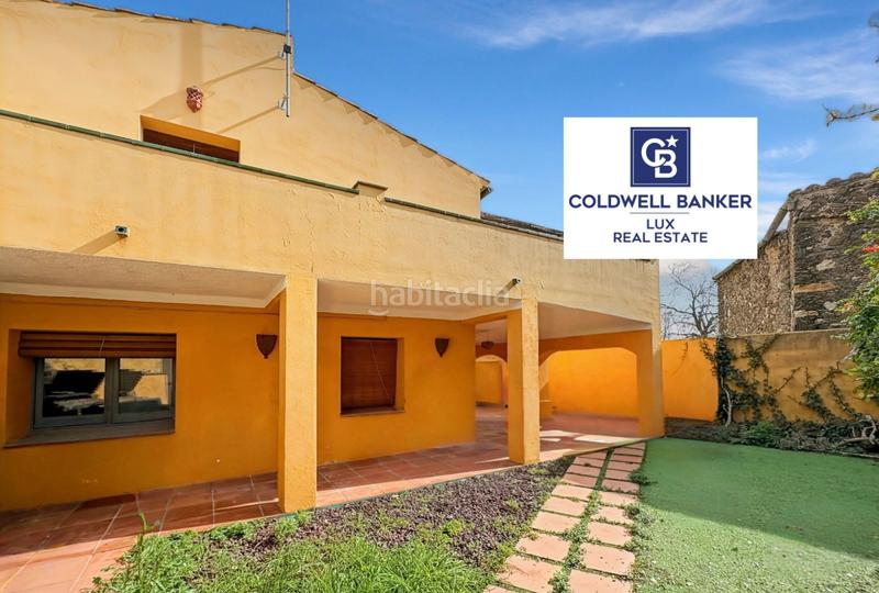 Foto 2cee878f-b2fa-4ad2-afd3-1325885c4ec1. Casa  con licencia de turismo rural, para casa rural o alquiler , diseñada para alojar hasta 10 personas.la distribuc en Garriguella