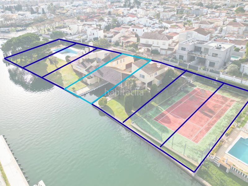 Foto ea92d2f1-d81a-42c7-982d-04b5597e649f. Terreny residencial a Requesens Empuriabrava