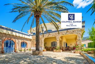 Casa  N/a. A pocos minutos de la bahía de roses y de los parques naturales