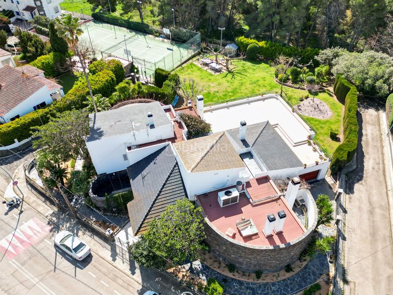 Foto b7c03b93-5e68-49c6-9b5e-6ec1f5de5b40. Casa con riscaldamento parcheggio piscina in Nord Roses