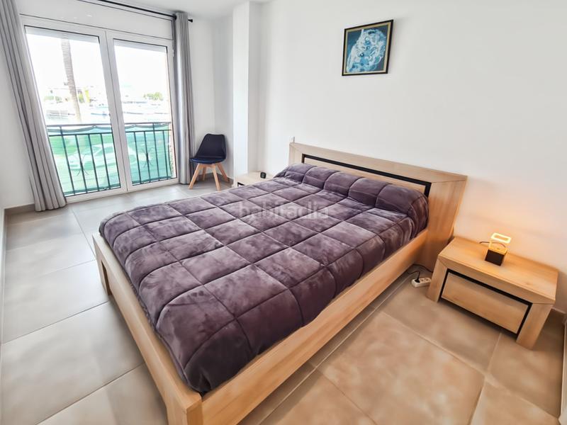 Foto 383a898f-e49c-4b6a-ab99-fe539583fb48. Pis amb calefacció aparcament a Salins - Cavall de Mar Empuriabrava