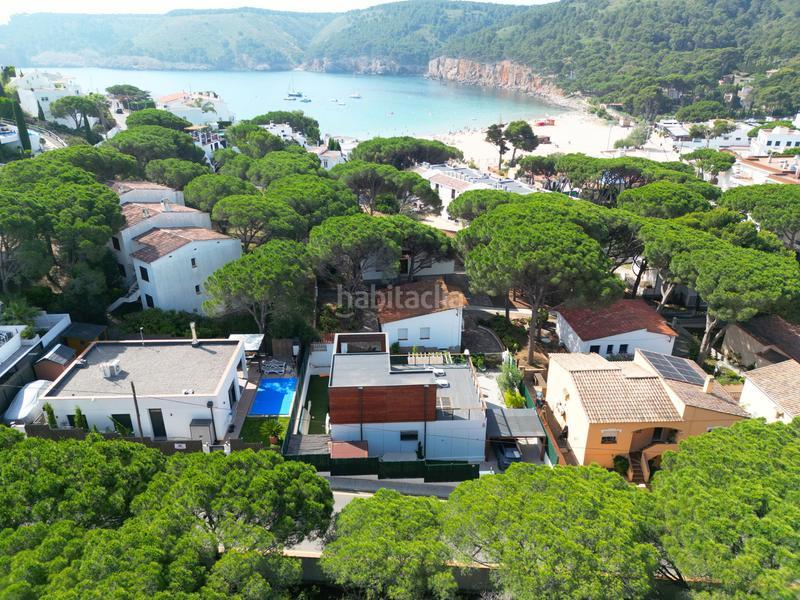 Foto a5e28445-ebec-4afe-b80a-5378e779ad99. Casa moderna casa a sólo 3 minutos a pie de la playa de cala Montgó, en lescala, en la costa brava.en el límite del parque natural del en Escala (L´)