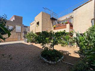 Semi detached house  N/a. Encantadora casa en medio del pueblo de palau saverdera, con vis