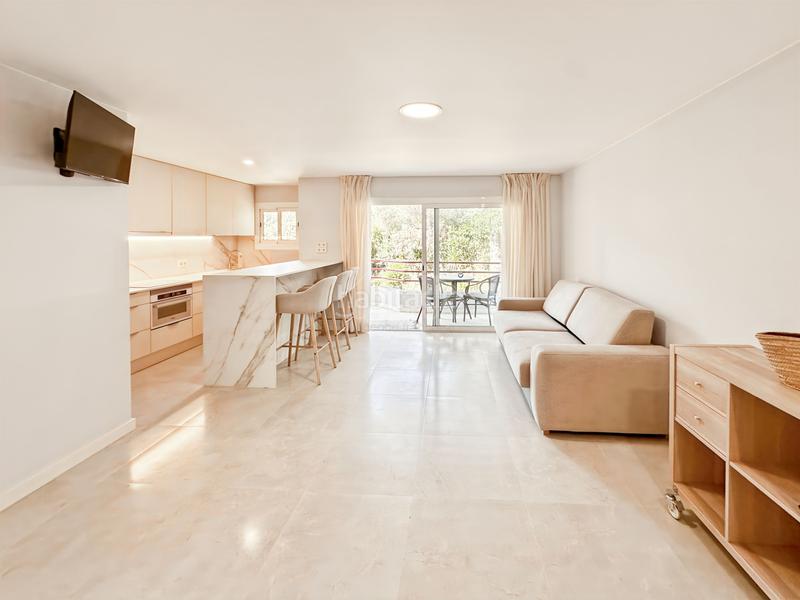 Foto 890d6e7f-fbff-4e39-8da2-0cf1cb0c1404. Piso apartamento renovado con licencia turística, situado en playa de aro, en la costa brava, a 500 m de la playa y cerca de los comerc en Platja d´Aro