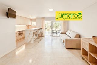 Pis  N/a. Apartamento renovado con licencia turística, situado en playa de