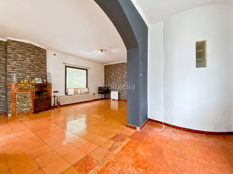 Foto 21db6a3b-6486-4dcb-957e-025082c15562. Casa a 50 metros de la playa de canyelles, oportunidad de comprar una casa con 5 plazas de aparcamiento privadas, amplio garaje y espac en Roses