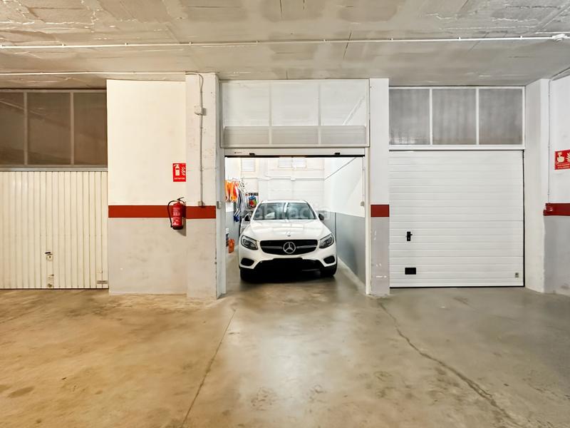 Foto 3fd33502-0156-4e69-b183-61ff4965883f. Dúplex amb calefacció a Eixample Residencial Escala (L´)