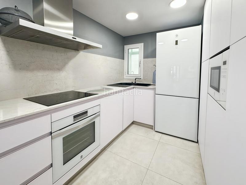 Foto f04ecee7-5e65-41d6-a7ea-bf3ebdeec3a7. Dúplex amb calefacció a Eixample Residencial Escala (L´)