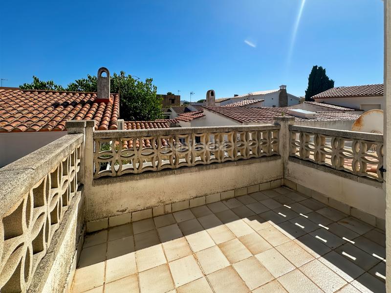 Foto 5780586c-10c1-48b1-a35d-e802f42d0575. Casa  independiente y luminosa, situada en una zona tranquila a solo 100 metros de la playa de Riells, lescala.nada más entrar, des en Escala (L´)