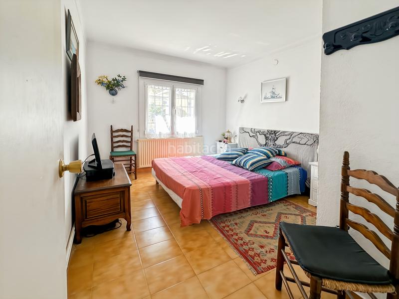 Foto a0131908-78cf-4b57-ab29-2c6ce6877022. Casa  independiente y luminosa, situada en una zona tranquila a solo 100 metros de la playa de Riells, lescala.nada más entrar, des en Escala (L´)